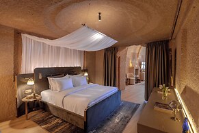 Avantgarde Refined Caves of Cappadocia