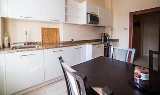 SG Apartments