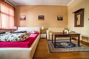 SG Apartments