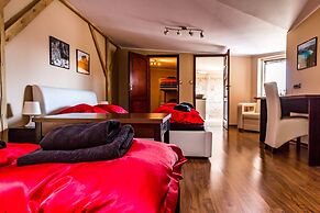 SG Apartments