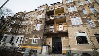 SG Apartments