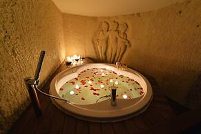 Sunak Cave Hotel
