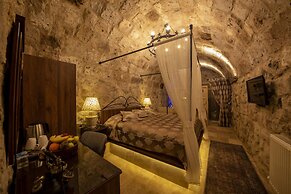 Sunak Cave Hotel