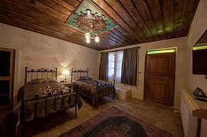 Sunak Cave Hotel