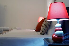 Moon Hills Hotel