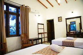 Moon Hills Hotel