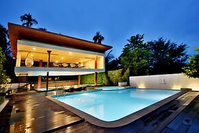 Le Villagio Resort & Domes