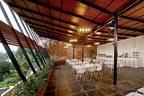 Le Villagio Resort & Domes