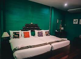 Thaweesuk Hotel