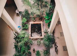 Thaweesuk Hotel