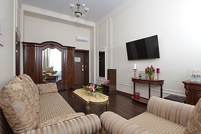 Golden Age Hotel