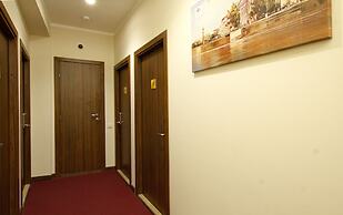 Golden Age Hotel