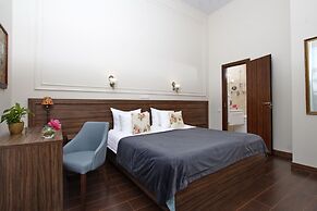 Golden Age Hotel