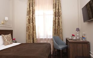 Golden Age Hotel