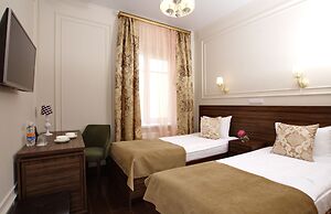 Golden Age Hotel