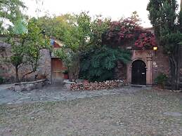 Casa de los Espíritus Alegres By Rotamundos