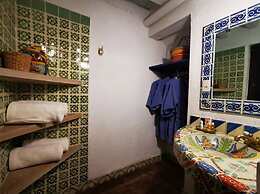 Casa de los Espíritus Alegres By Rotamundos