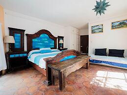 Casa de los Espíritus Alegres By Rotamundos
