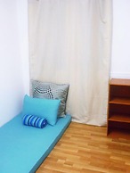 The Bodhi Lodge - Hostel