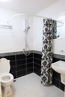 Aree Art Residence