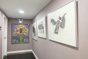 Aree Art Residence