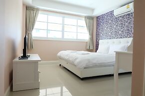 Aree Art Residence