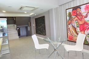 Aree Art Residence