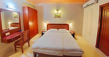 Hotel Gnanam
