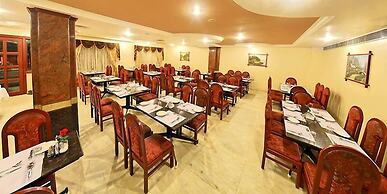 Hotel Gnanam