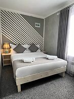 Hotel Kausar