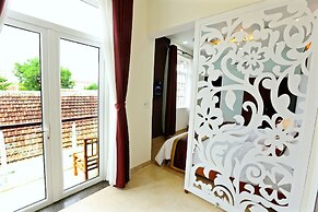Well-To-Do Villa