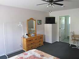 Mountain Springs Motel & RV Park