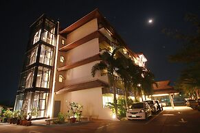 Narakul Resort Hotel