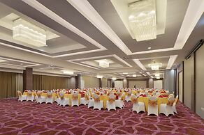 Platinum Adisucipto Hotel & Conference