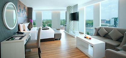 Platinum Adisucipto Hotel & Conference