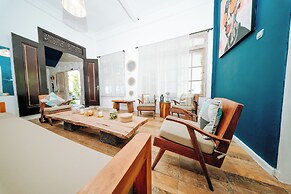 Sanur House