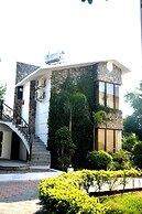 The Roar Resort
