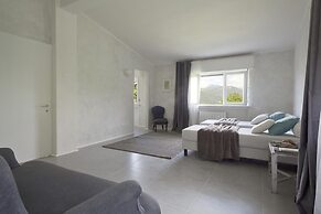 Villa De Hura