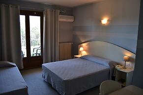 Hôtel Cyrnea
