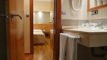Hotel Rusadir