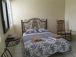 Posada Colonial Apartments