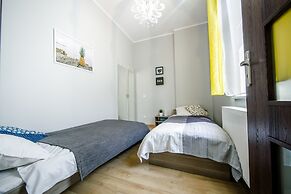 Friendhouse Apartments - Train Station Area