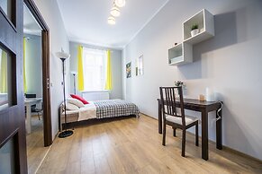 Friendhouse Apartments - Train Station Area