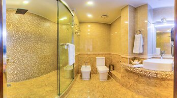 Reston Hotel & Spa