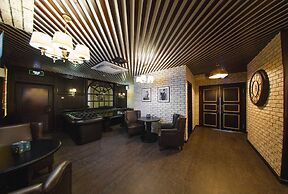 Reston Hotel & Spa