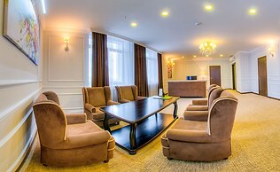 Reston Hotel & Spa