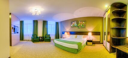 Reston Hotel & Spa