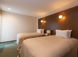 Condominium T-Room