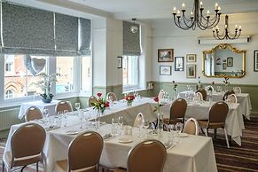 Swan Revived Hotel