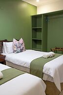Livingstone Lodge